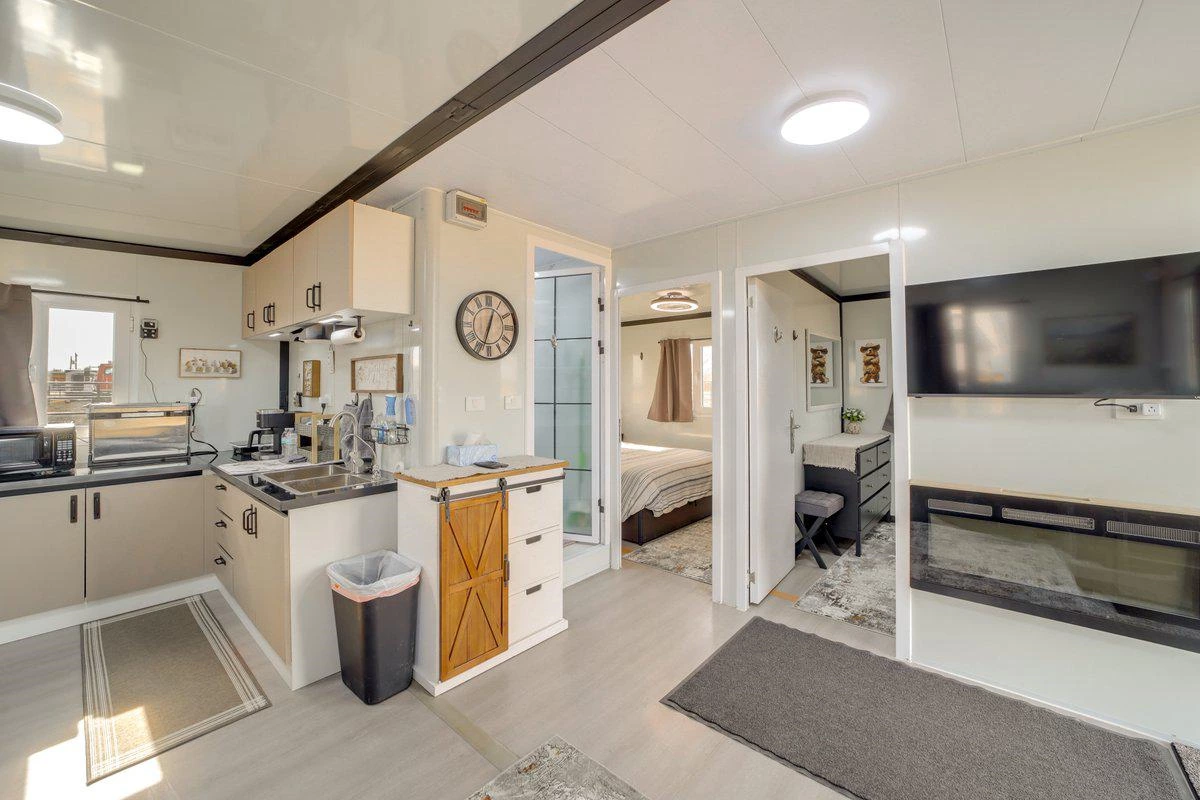 Expandable House